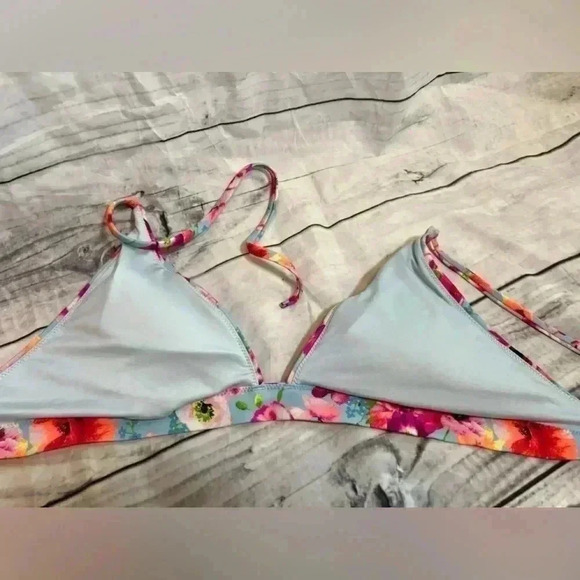 Victoria secret tie up floral bikini top - Picture 6 of 6
